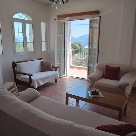 Melissani House Casa de Férias