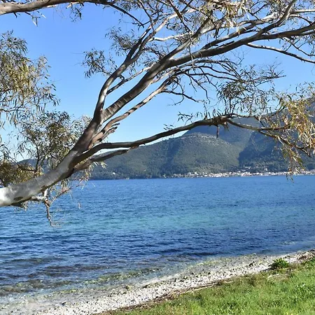 Holiday home Melissani House *