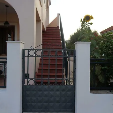 Melissani House