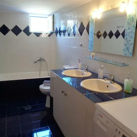 Holiday home Melissani House Karavomylos